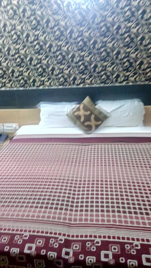 Hotel Desire Hisar ภายนอก รูปภาพ