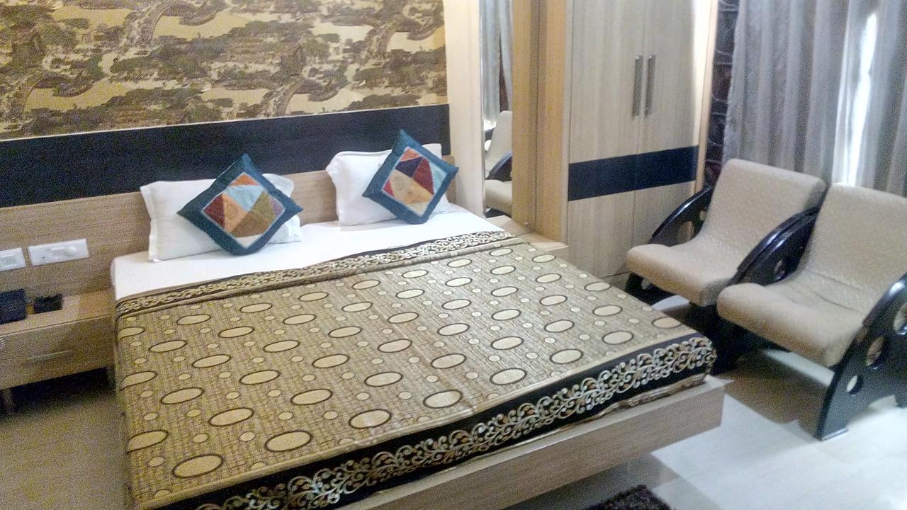 Hotel Desire Hisar ภายนอก รูปภาพ