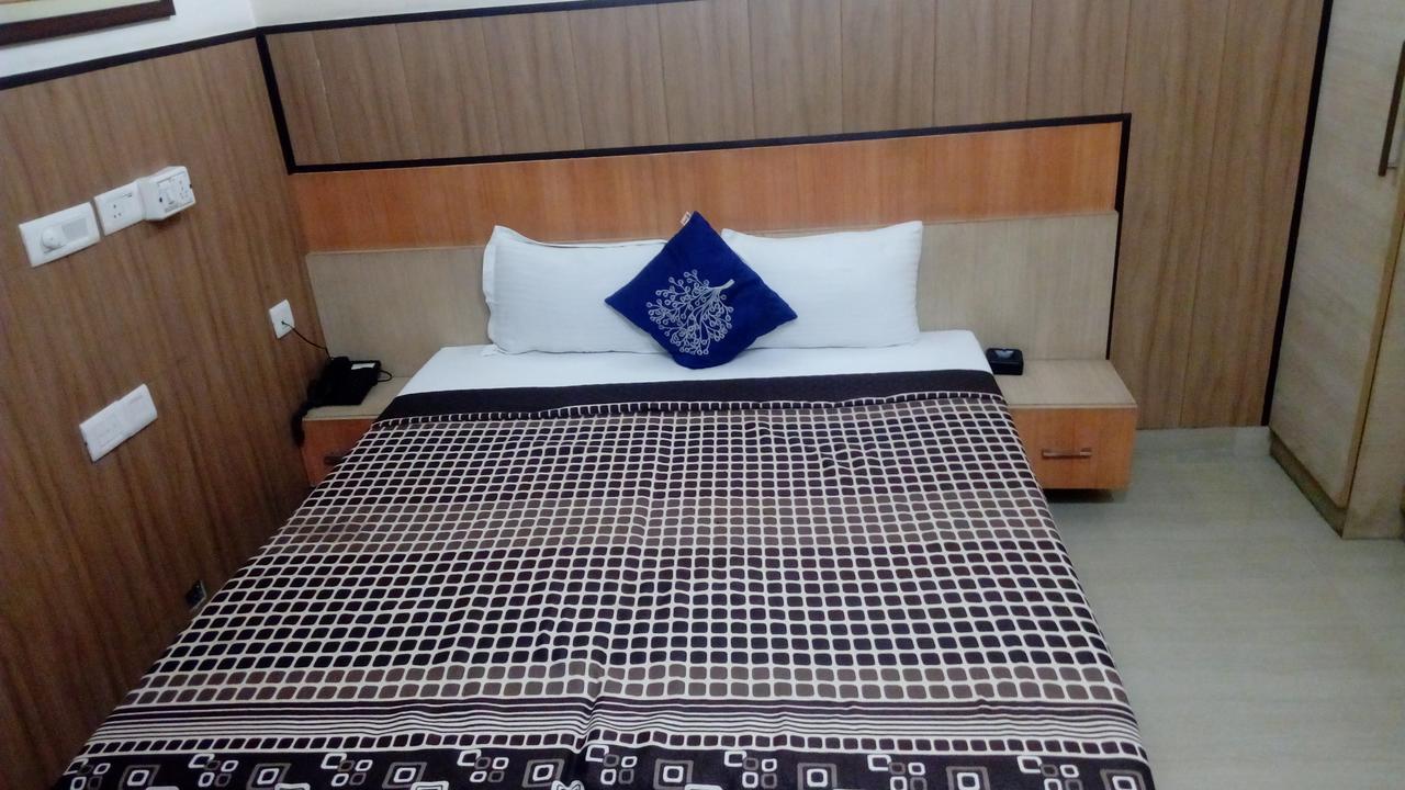 Hotel Desire Hisar ภายนอก รูปภาพ