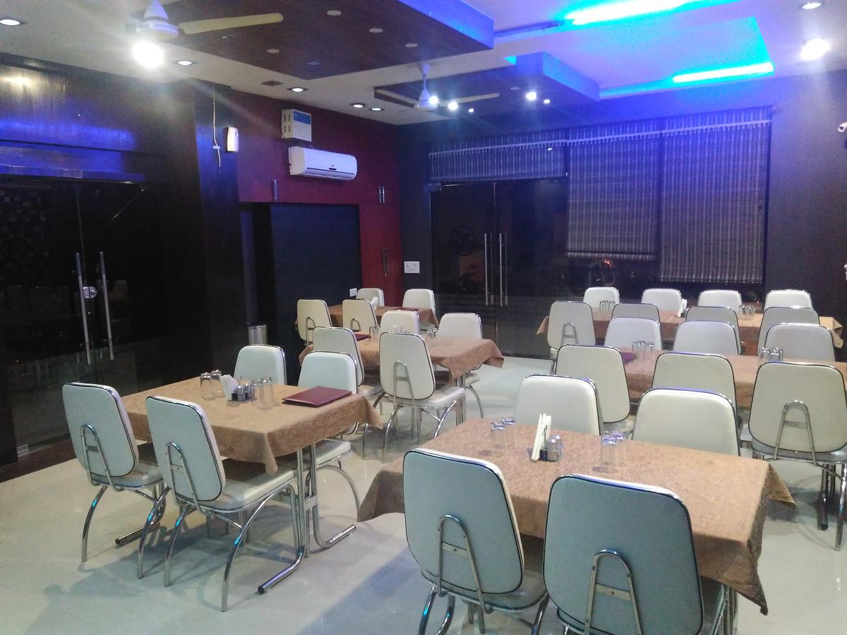 Hotel Desire Hisar ภายนอก รูปภาพ