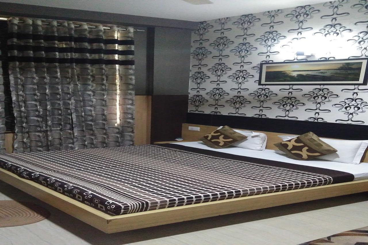 Hotel Desire Hisar ภายนอก รูปภาพ
